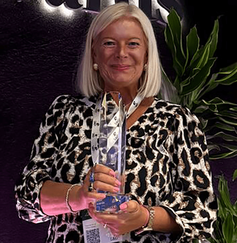 Lisa Kelly award winner at the L&G Business Quality Awards